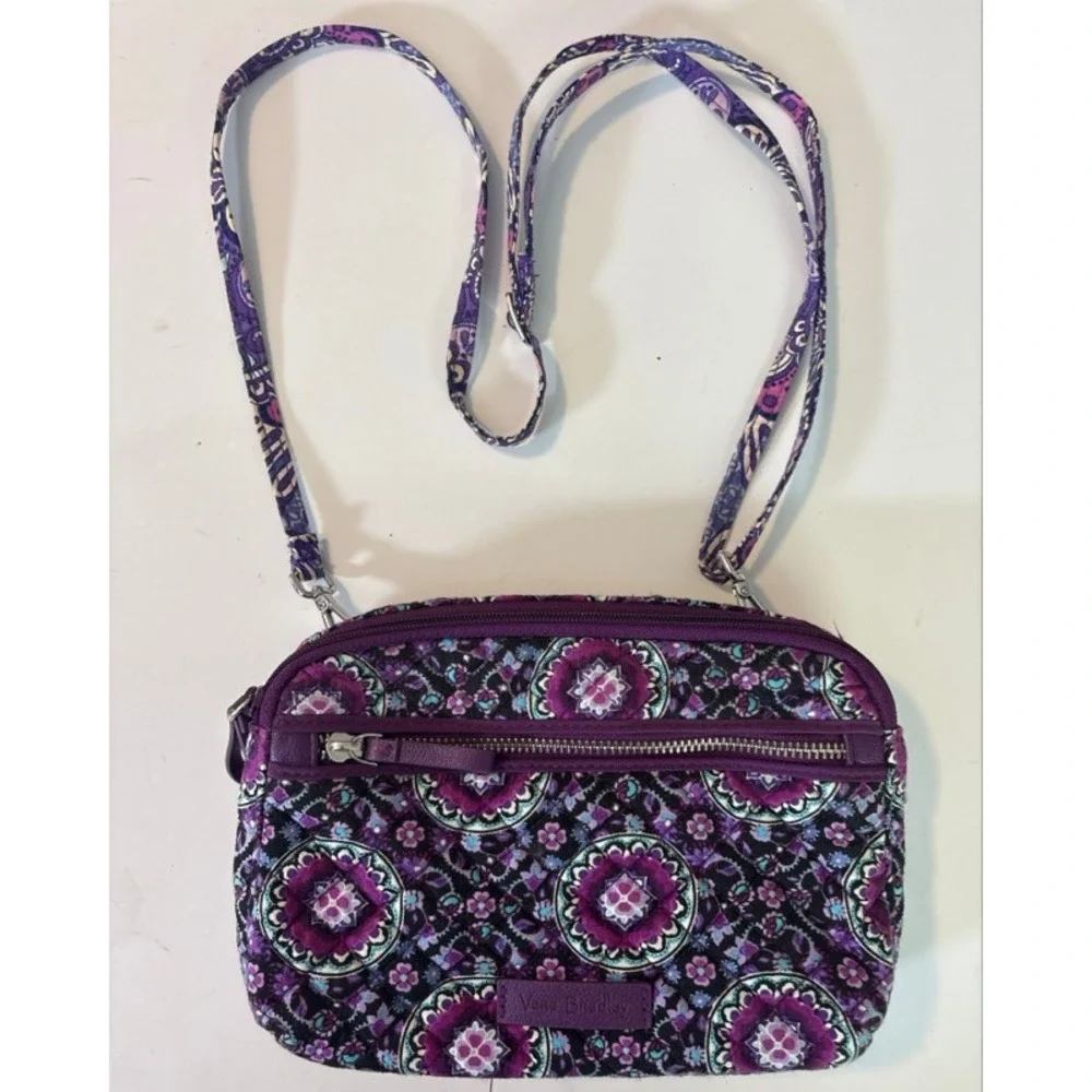Vera Bradley Plum Pansy Quilted Cotton Crossbody Bag Purple‎ Floral Medallion